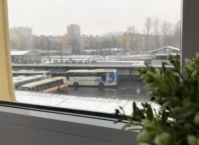 پانسیون Kwadrat Apartamenty Grottgera