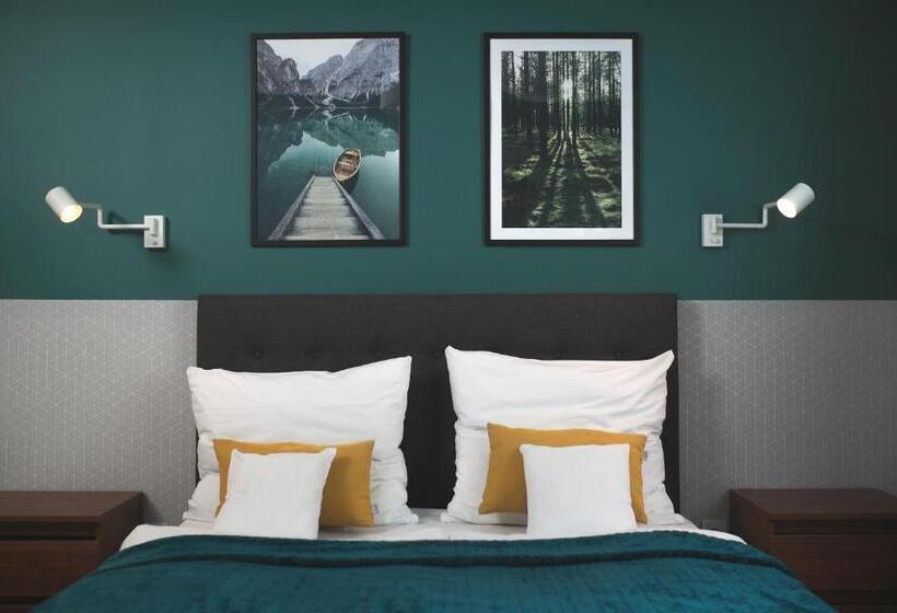 リゾートホテル Dom Wczasowy Kamela