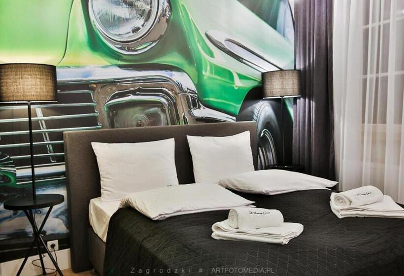 Saint Thomas Corner By Upstairs