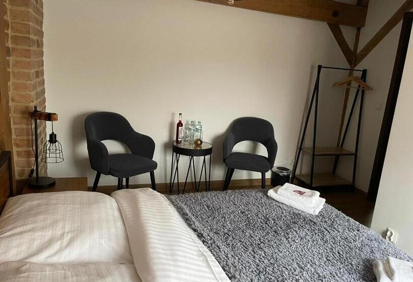 ユースホステル Miodosytnia