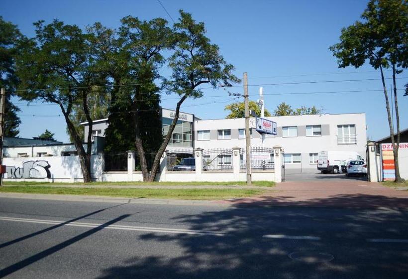 הוסטל Willa Sailor Pabianice