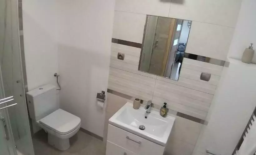 Aamiaismajoitus (B&B) Artemis