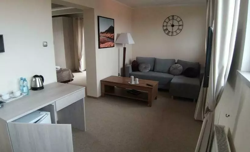 Aamiaismajoitus (B&B) Artemis