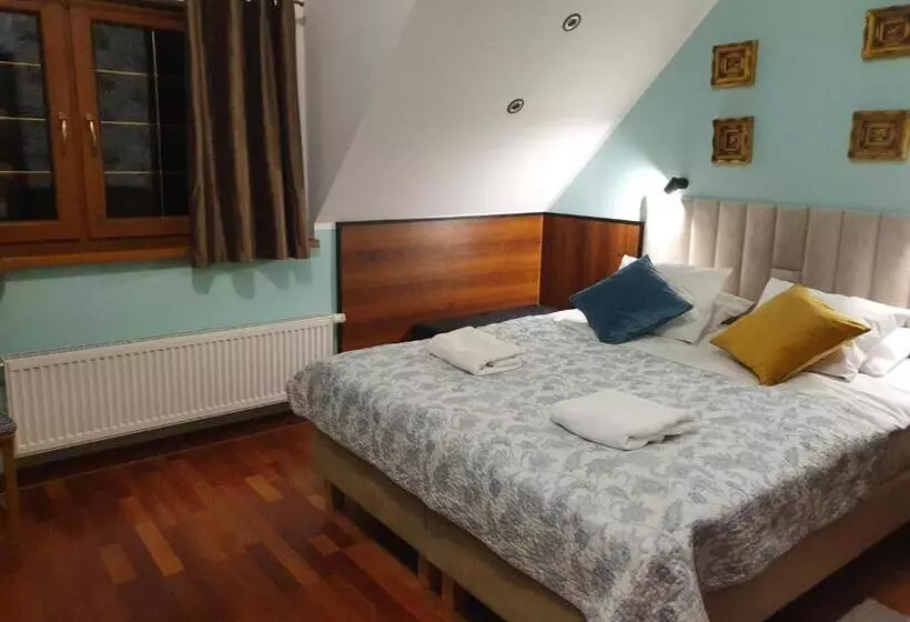 Aamiaismajoitus (B&B) Chata Nad Sztolnią