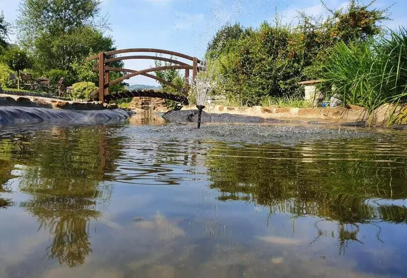 Aamiaismajoitus (B&B) Chata Nad Sztolnią