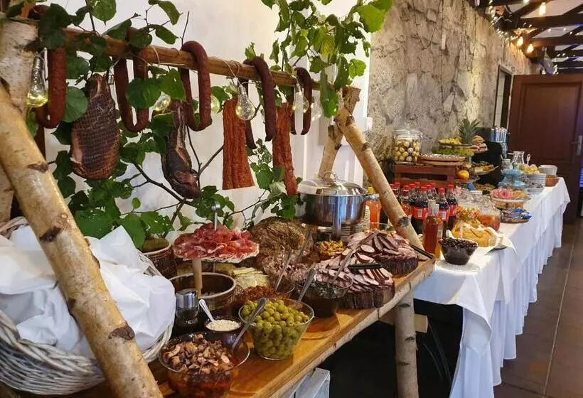 Aamiaismajoitus (B&B) Chata Nad Sztolnią