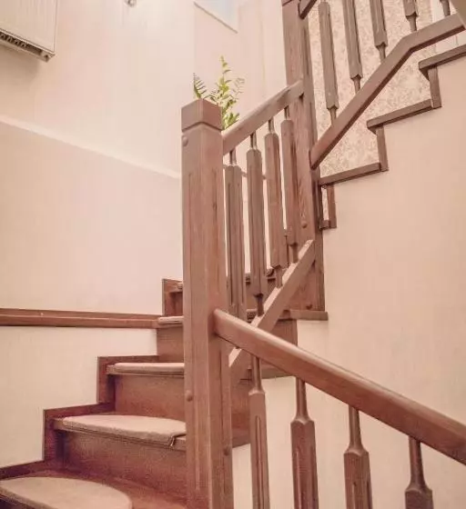 Aamiaismajoitus (B&B) Dom Goscinny Bialy Dworek