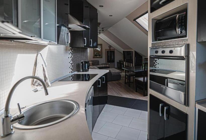 צימר Dwór Boratyn