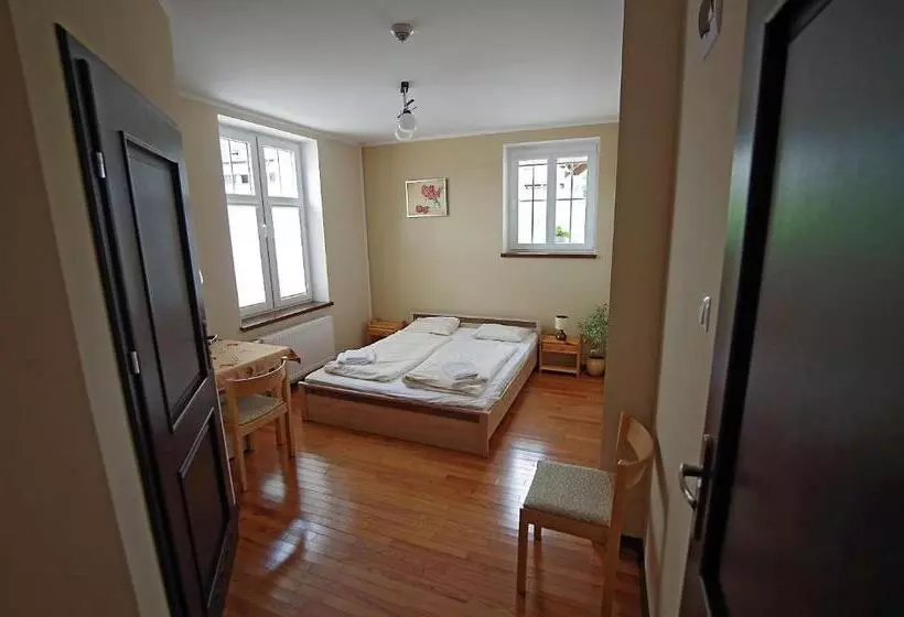 Aamiaismajoitus (B&B) Ik Hermes