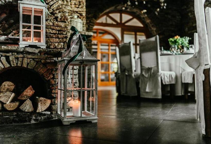 Nocleg ze śniadaniem Karolowy Dwór