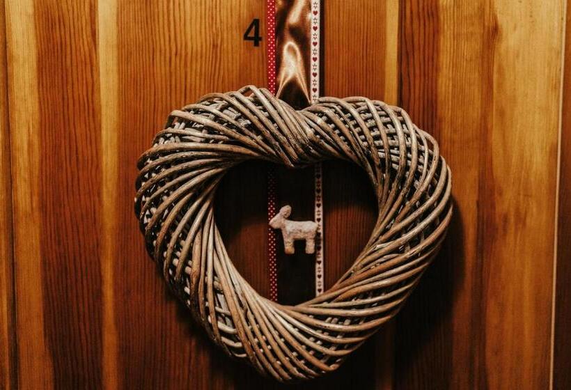 Nocleg ze śniadaniem Karolowy Dwór