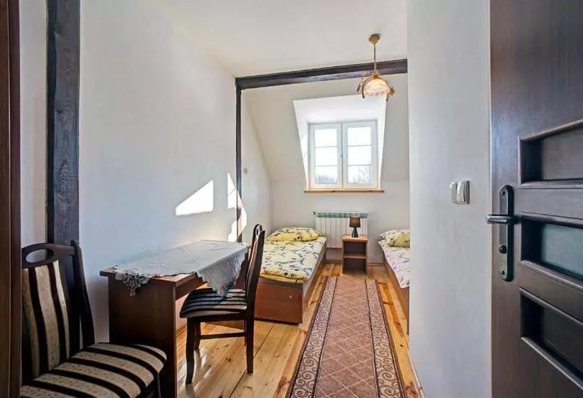 Aamiaismajoitus (B&B) Noclegi Dwór Szlachecki Biedaczów