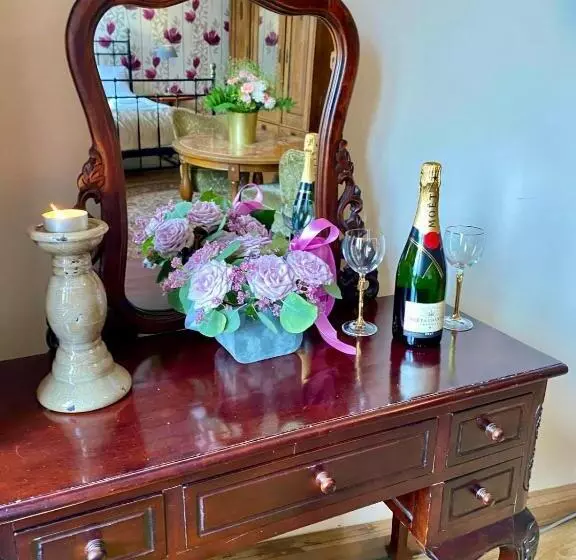 Aamiaismajoitus (B&B) Nostalgia Poganice