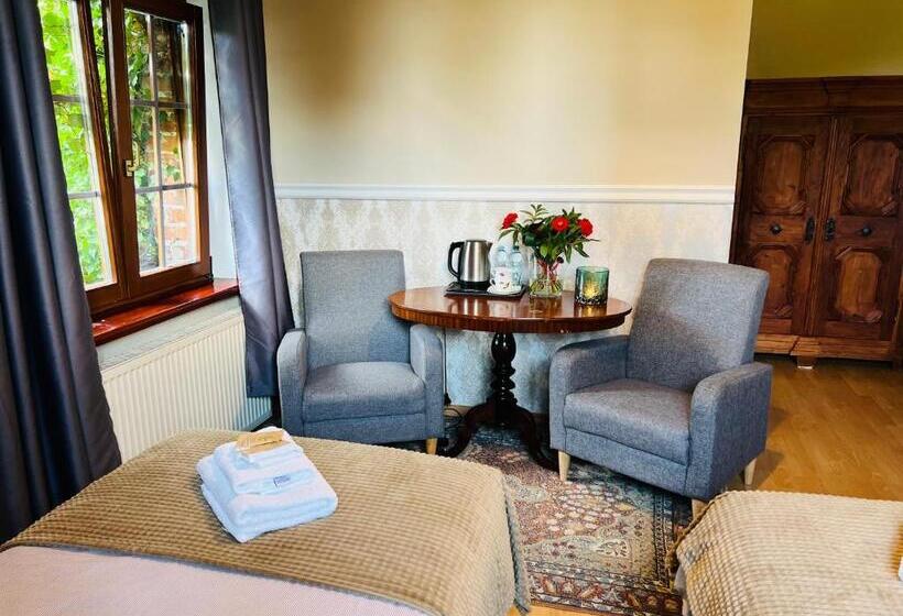 Aamiaismajoitus (B&B) Nostalgia Poganice