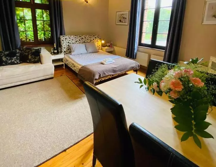 Aamiaismajoitus (B&B) Nostalgia Poganice