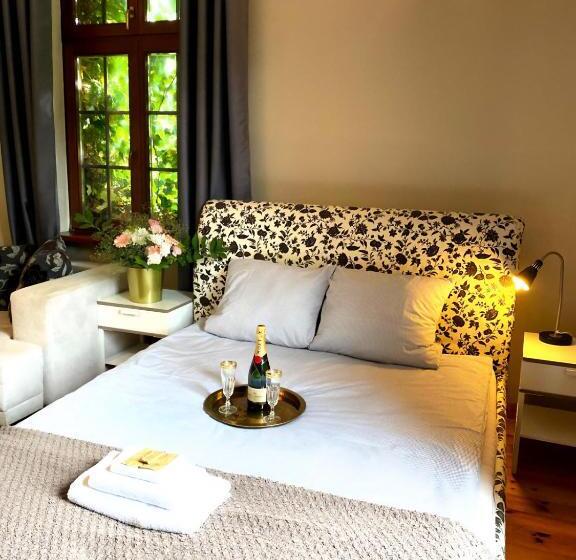 Aamiaismajoitus (B&B) Nostalgia Poganice