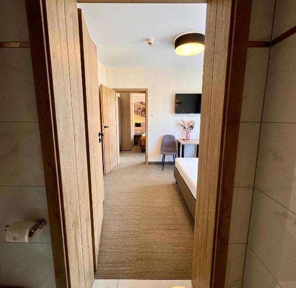 تختخواب و صبحانه Promes Mielno