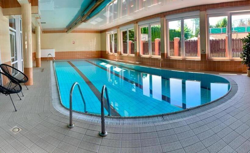 تختخواب و صبحانه Promes Mielno