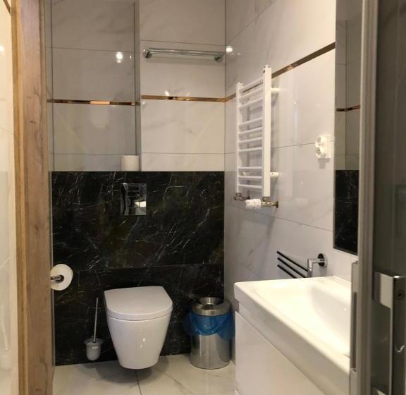 تختخواب و صبحانه Promes Mielno