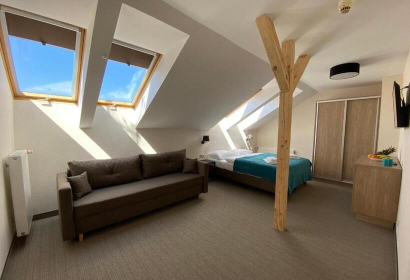 تختخواب و صبحانه Promes Mielno