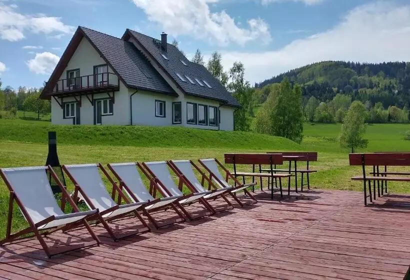 Aamiaismajoitus (B&B) Rezydencja Ostoja