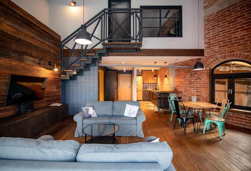 민박 Salio Equisport Resort