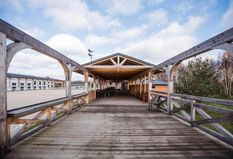 민박 Salio Equisport Resort