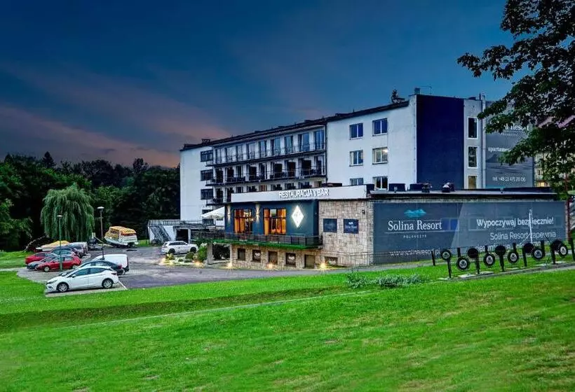 Aamiaismajoitus (B&B) Solina Resort