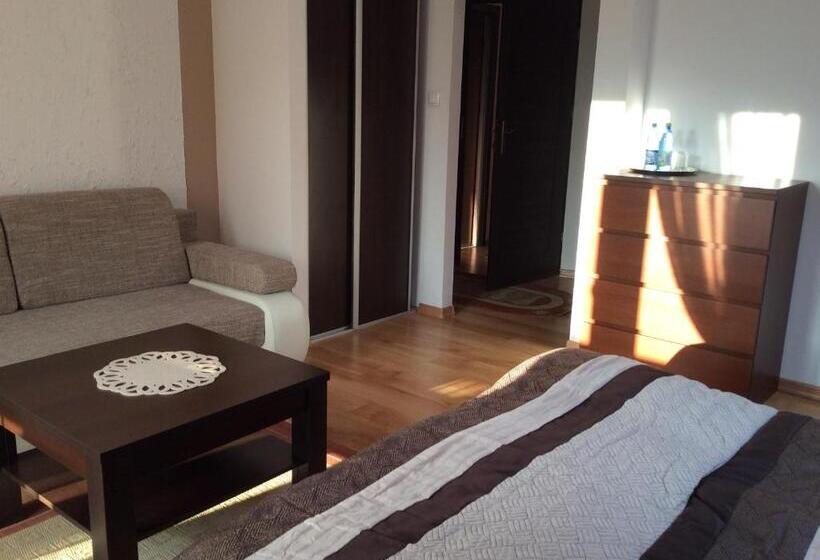 تختخواب و صبحانه Willa Pod Starą Skocznią