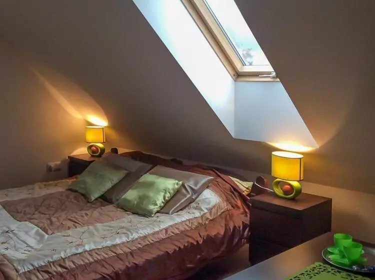 Aamiaismajoitus (B&B) Willa Pod Starą Skocznią