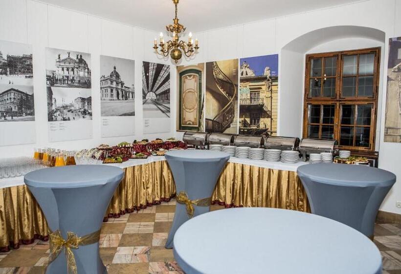 مبيت وإفطار Zamek Na Wodzie W Wojnowicach