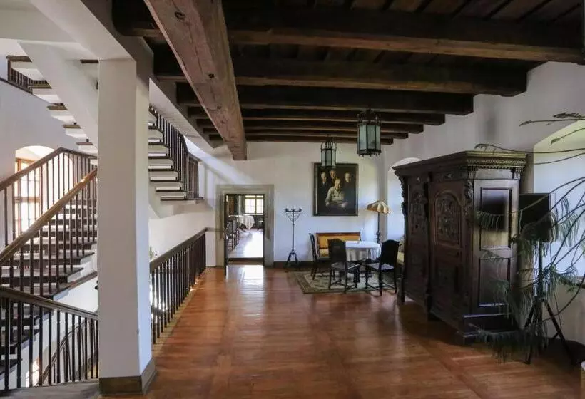 Aamiaismajoitus (B&B) Zamek Na Wodzie W Wojnowicach