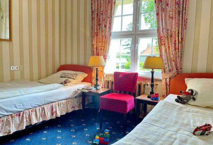 酒店 Zamek Podewils Krag