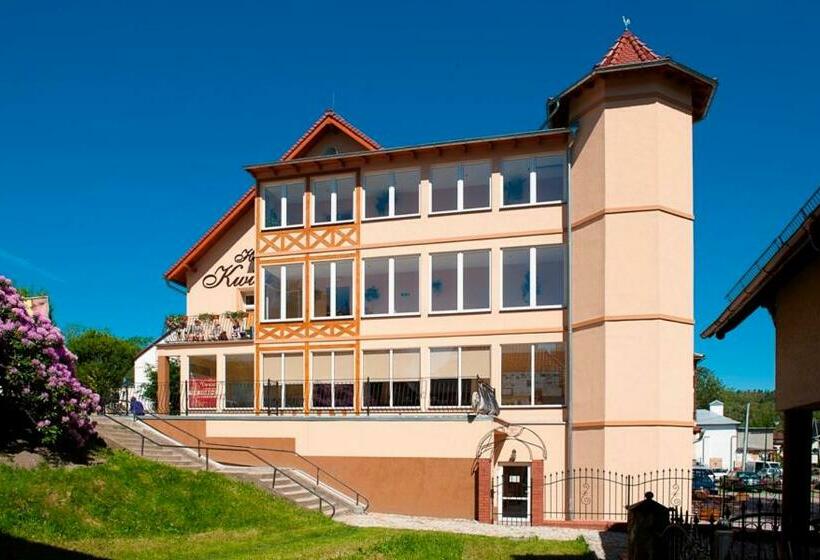 ホテル Restauracja Kwisa 1