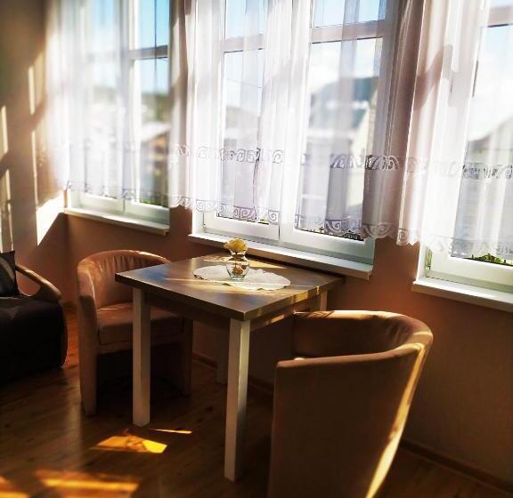 ホテル Restauracja Kwisa 1