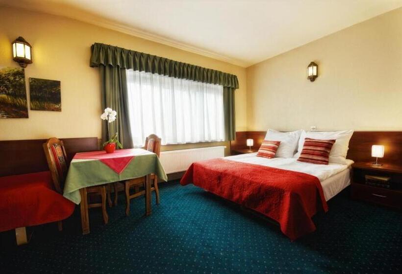 モーテル Noclegi I Restauracja Zodiak