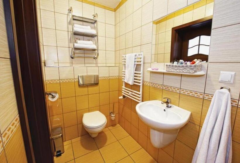 モーテル Noclegi I Restauracja Zodiak