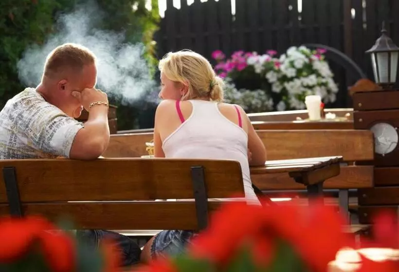 Motelli Noclegi I Restauracja Zodiak