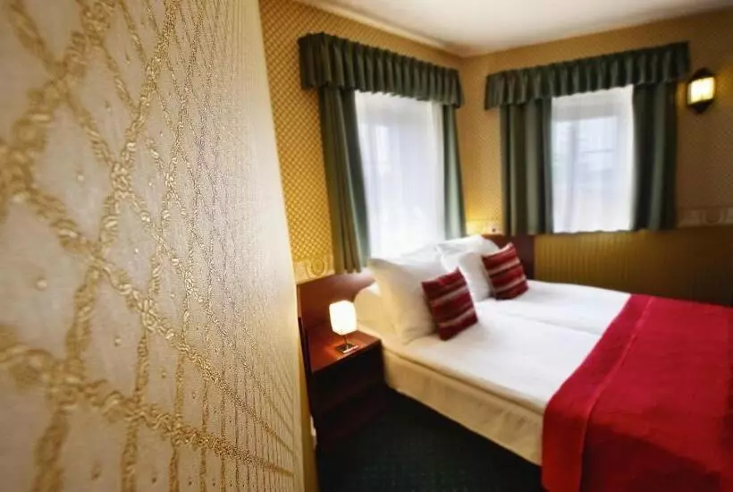 Motelli Noclegi I Restauracja Zodiak