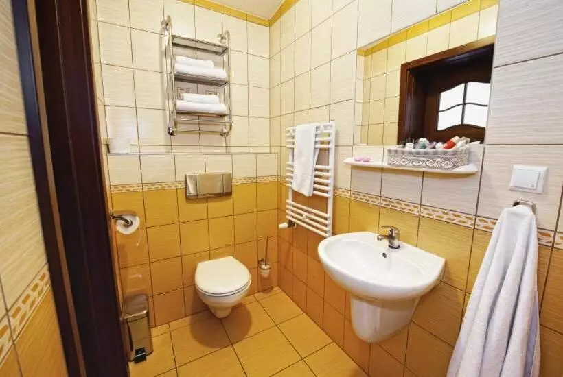 Motelli Noclegi I Restauracja Zodiak