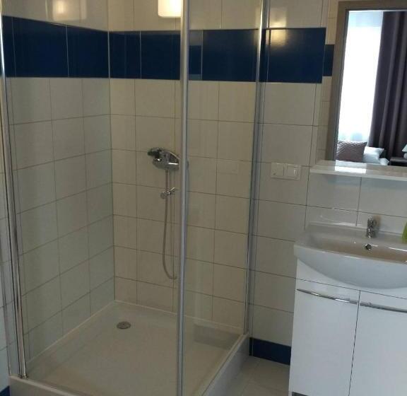 ペンション Villa Eleven