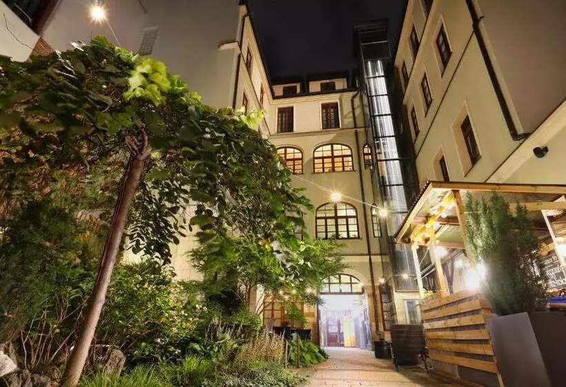 Residence9