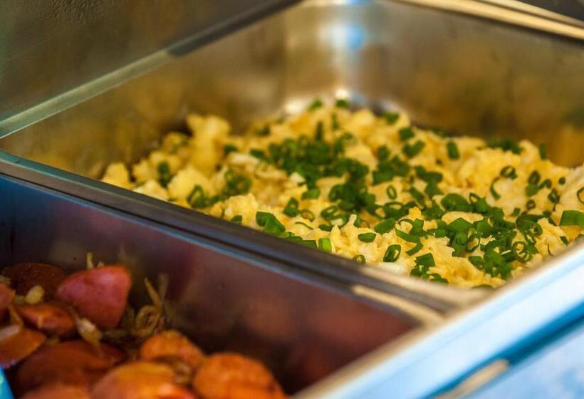 استراحتگاه Kaja Medical & Spa