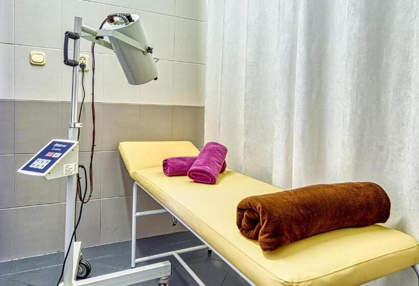 استراحتگاه Kaja Medical & Spa