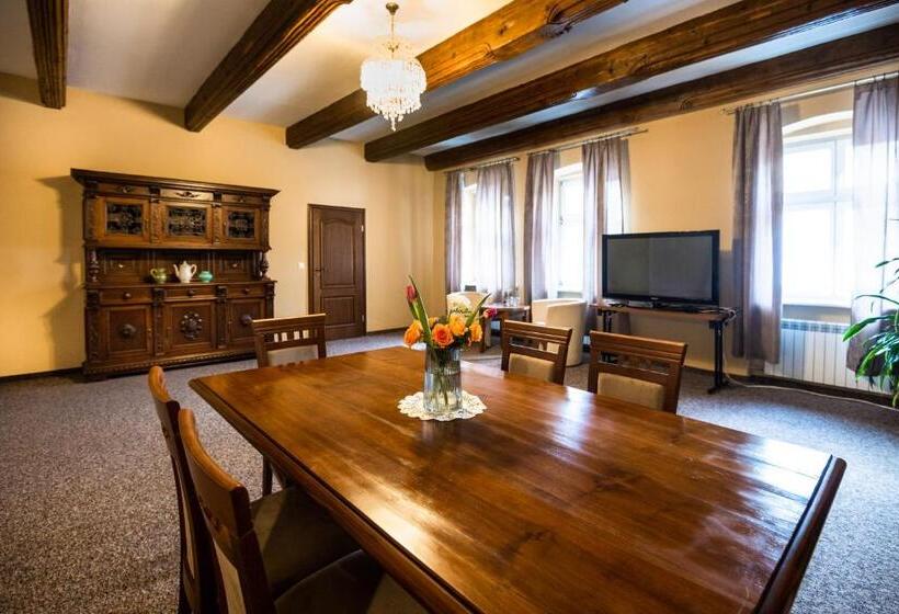 Rynek 7   Apartamenty