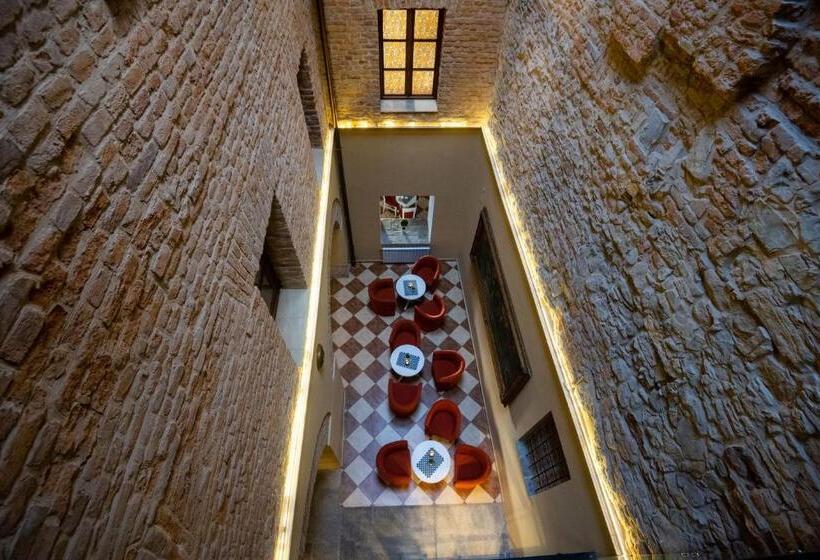 Rynek 7   Apartamenty