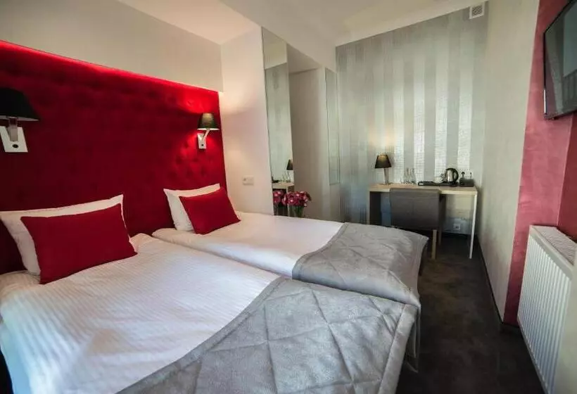 ユースホステル Arte