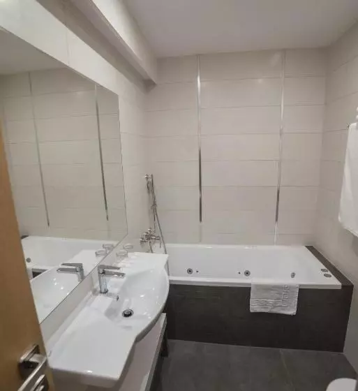 ユースホステル Arte