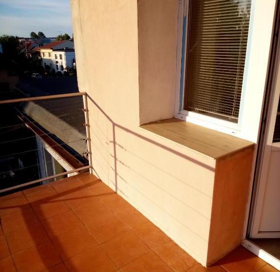 ユースホステル Noclegi Przy Szpitalu