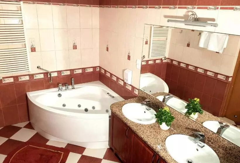 هاستل Restauracja Hotel Przystan